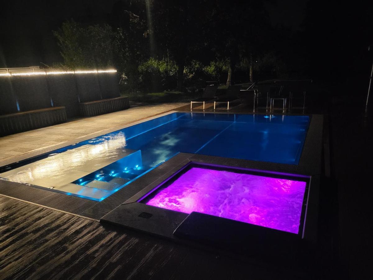 Royal Suite Parma Con Piscine Calda E Fredda 外观 照片